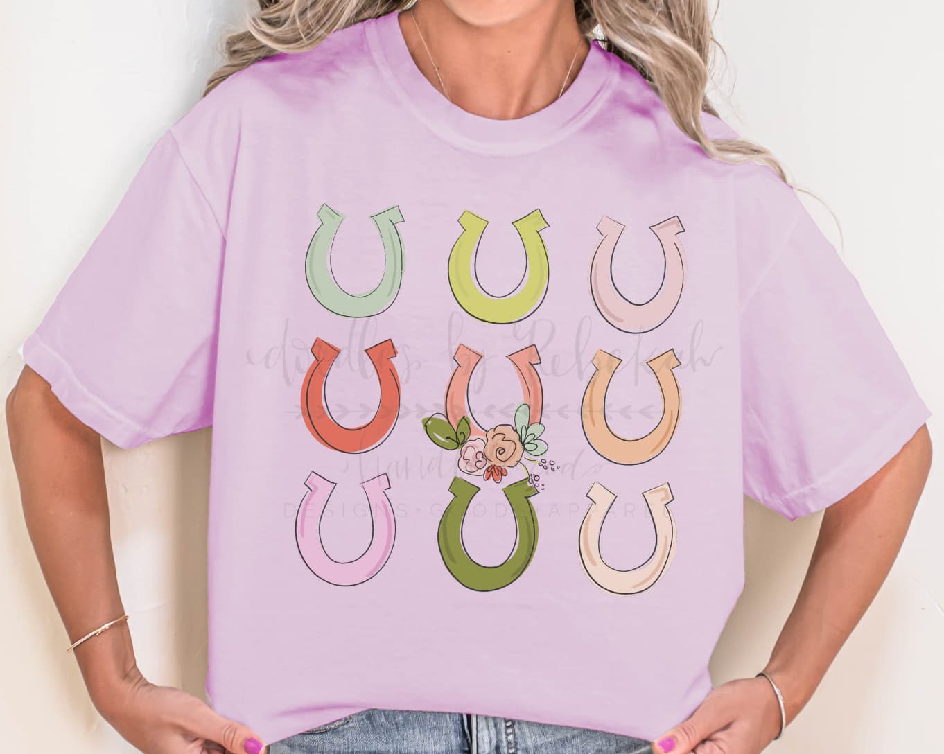 Nine Horseshoes Tee