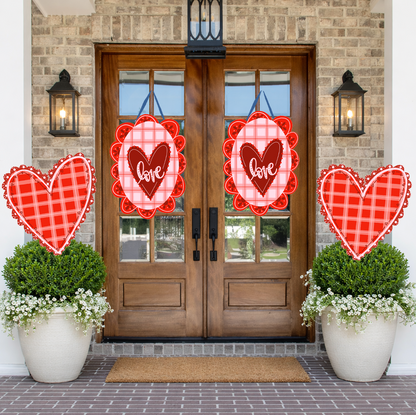 Scalloped Love Heart Doorhanger