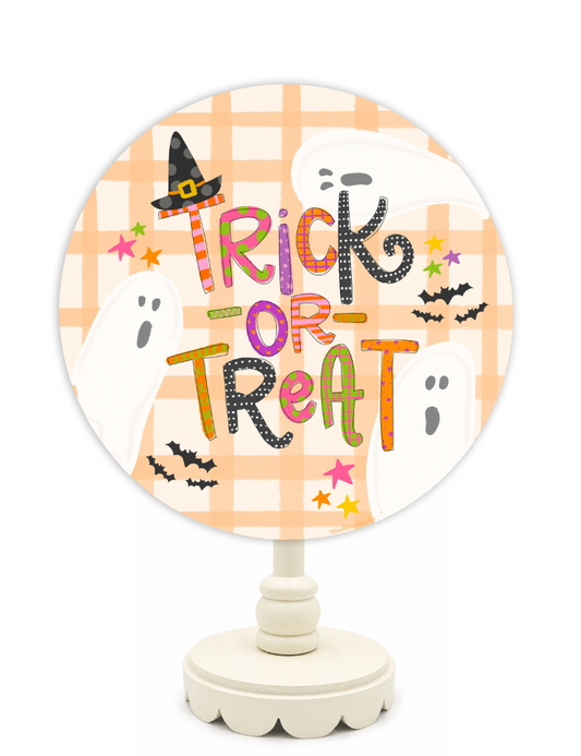 Trick or Treat Topper with ghosts on a gingham background