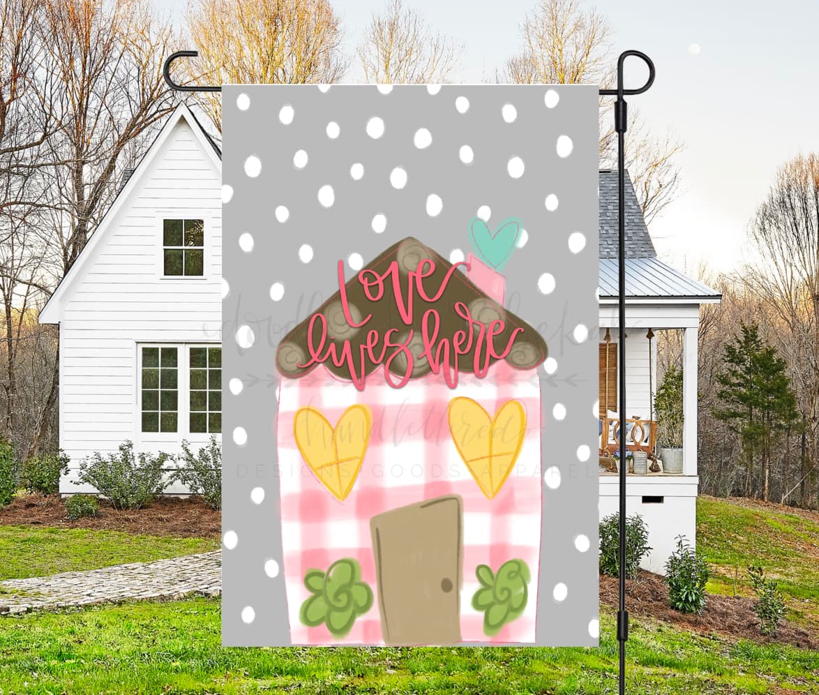 Love Lives Here Garden Flag - Garden Flag